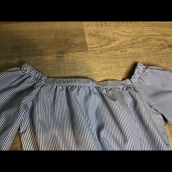 Shoulder off top - Picture 2 of 4